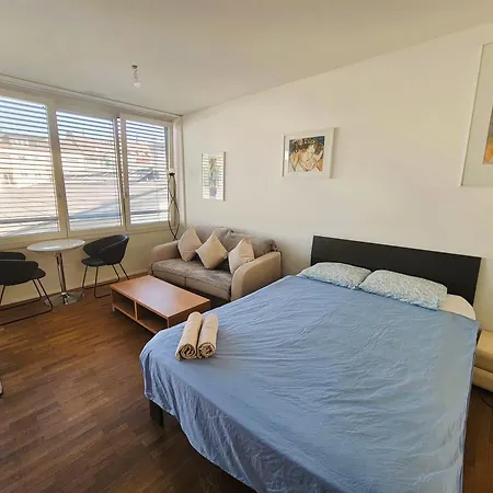 アパート Modern With Balcony In Center A Hoh - Self Checkin *