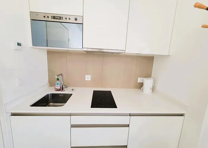 Modern With Balcony In Center A Hoh - Self Checkin チューリッヒ