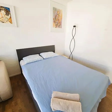 Daire Modern With Balcony In Center A Hoh - Self Checkin