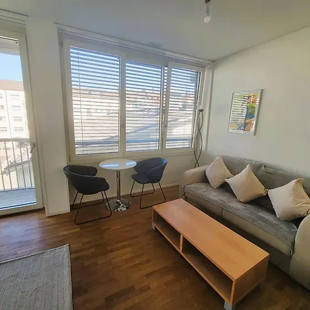 Διαμέρισμα Modern With Balcony In Center A Hoh - Self Checkin