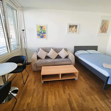 Modern With Balcony In Center A Hoh - Self Checkin Appartement Zurich