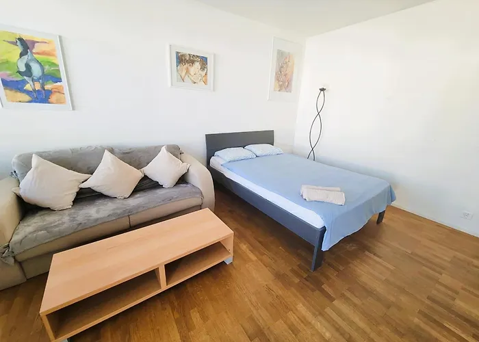Apartment Modern With Balcony In Center A Hoh - Self Checkin Zurich
