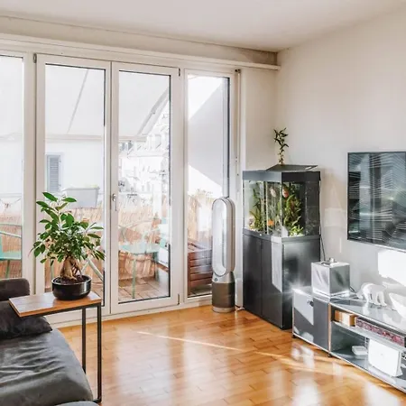 Apartment Modern Apartment With Balcony In Zurich Center A Hoh - Self Checkin
