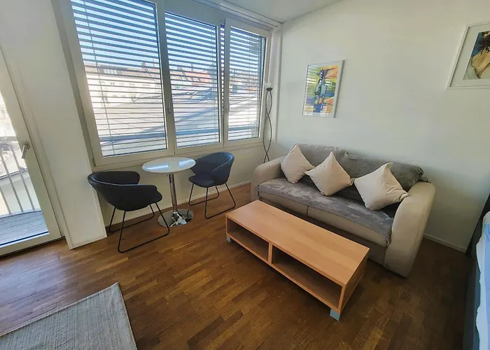 Modern With Balcony In Center A Hoh - Self Checkin Apartment *